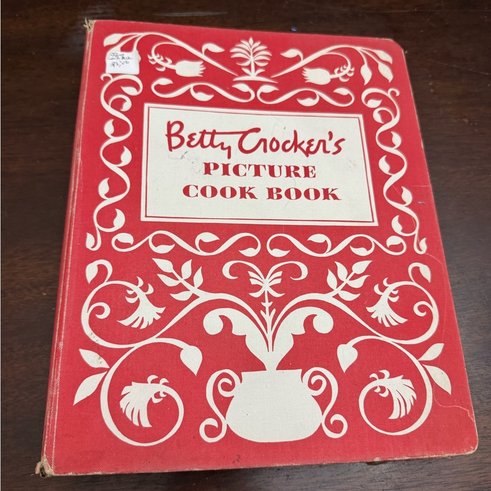 Vintage Betty Crockers Picture Cookbook 1950s